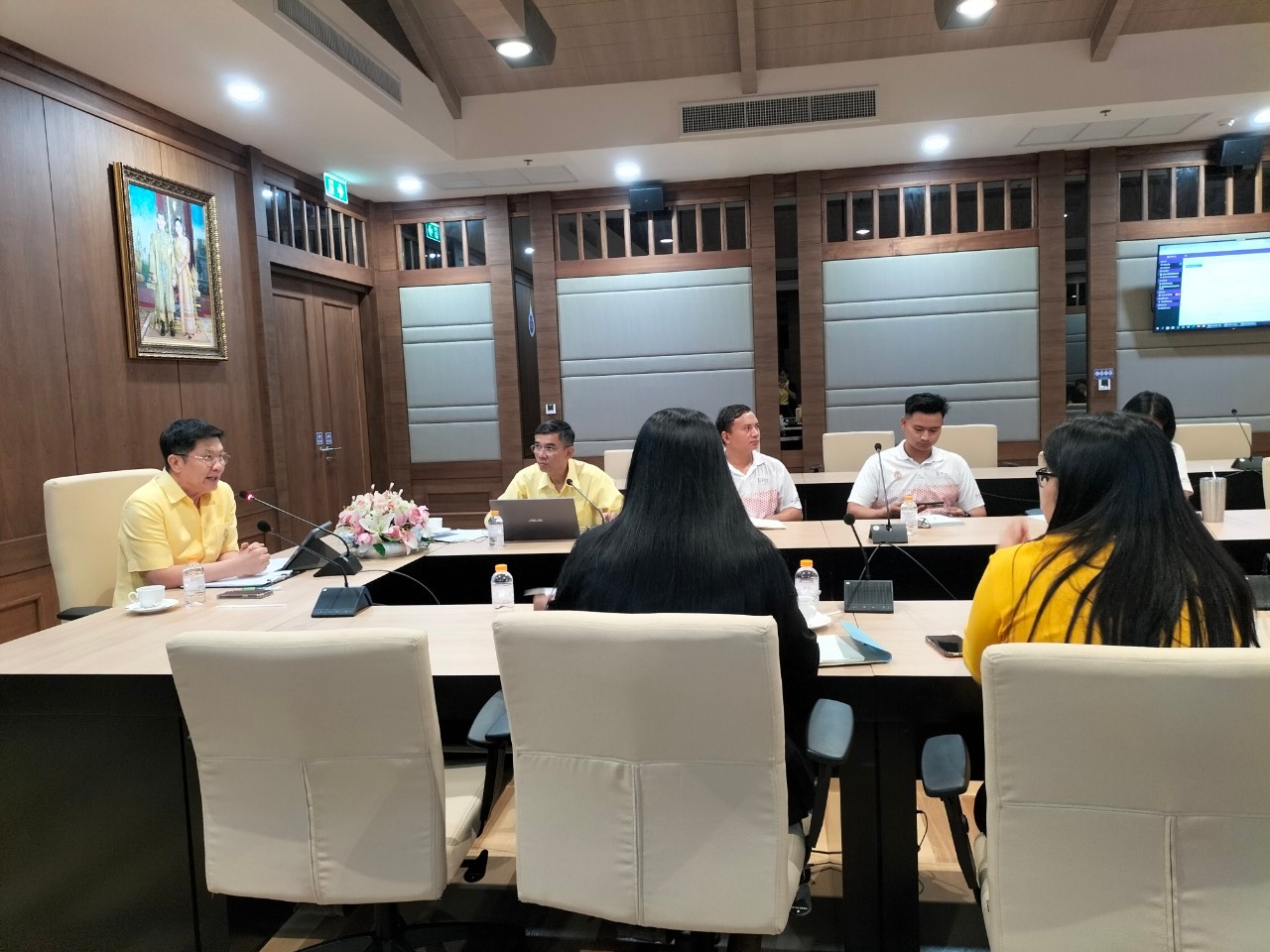 ประชุมส่วนพัสดุ