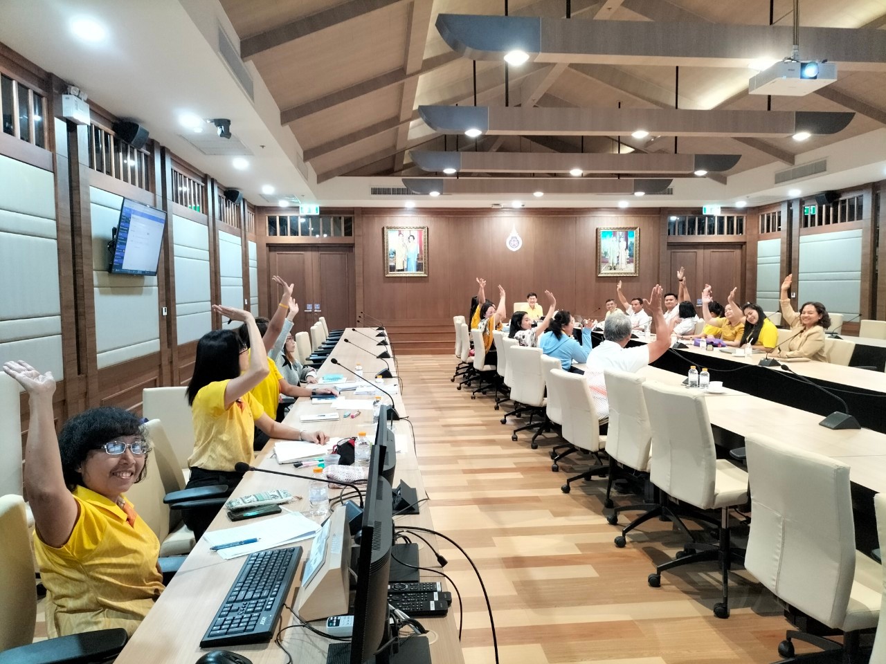 ประชุมส่วนพัสดุ