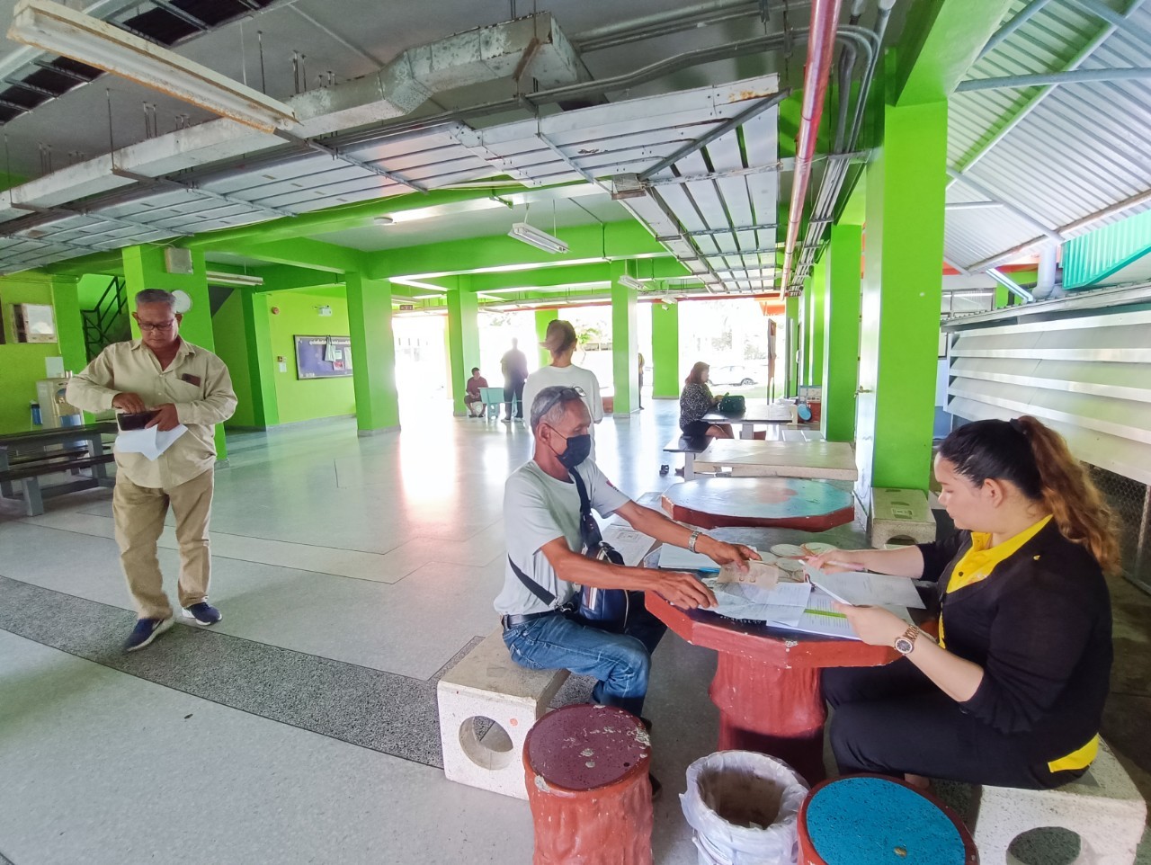 ขายทอดตลาด