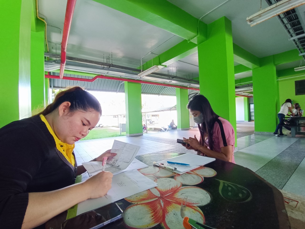 ขายทอดตลาด