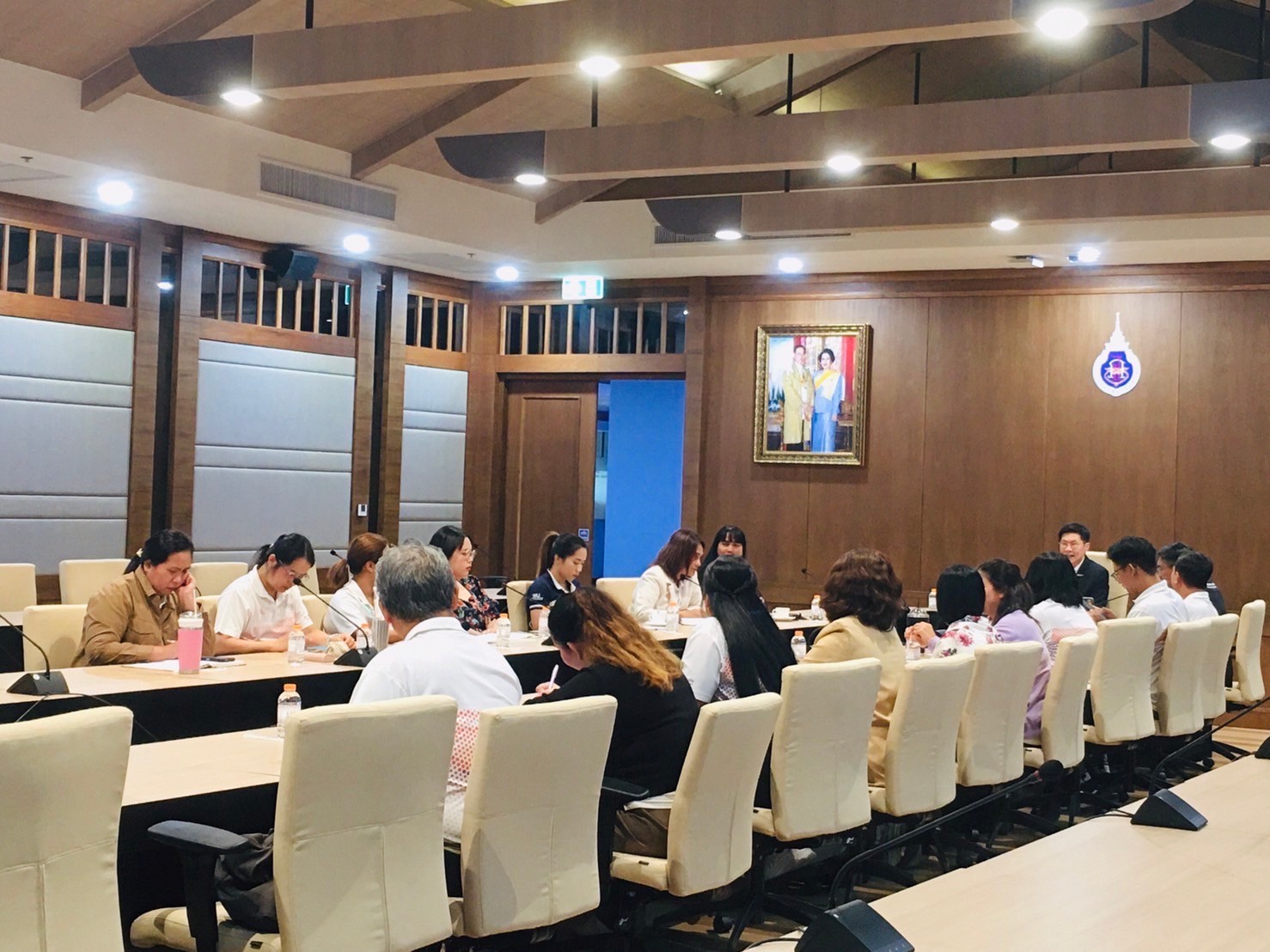 ประชุมส่วนพัสดุ