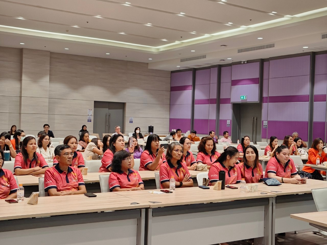 นำเสนอผลงานนวัตกรรม