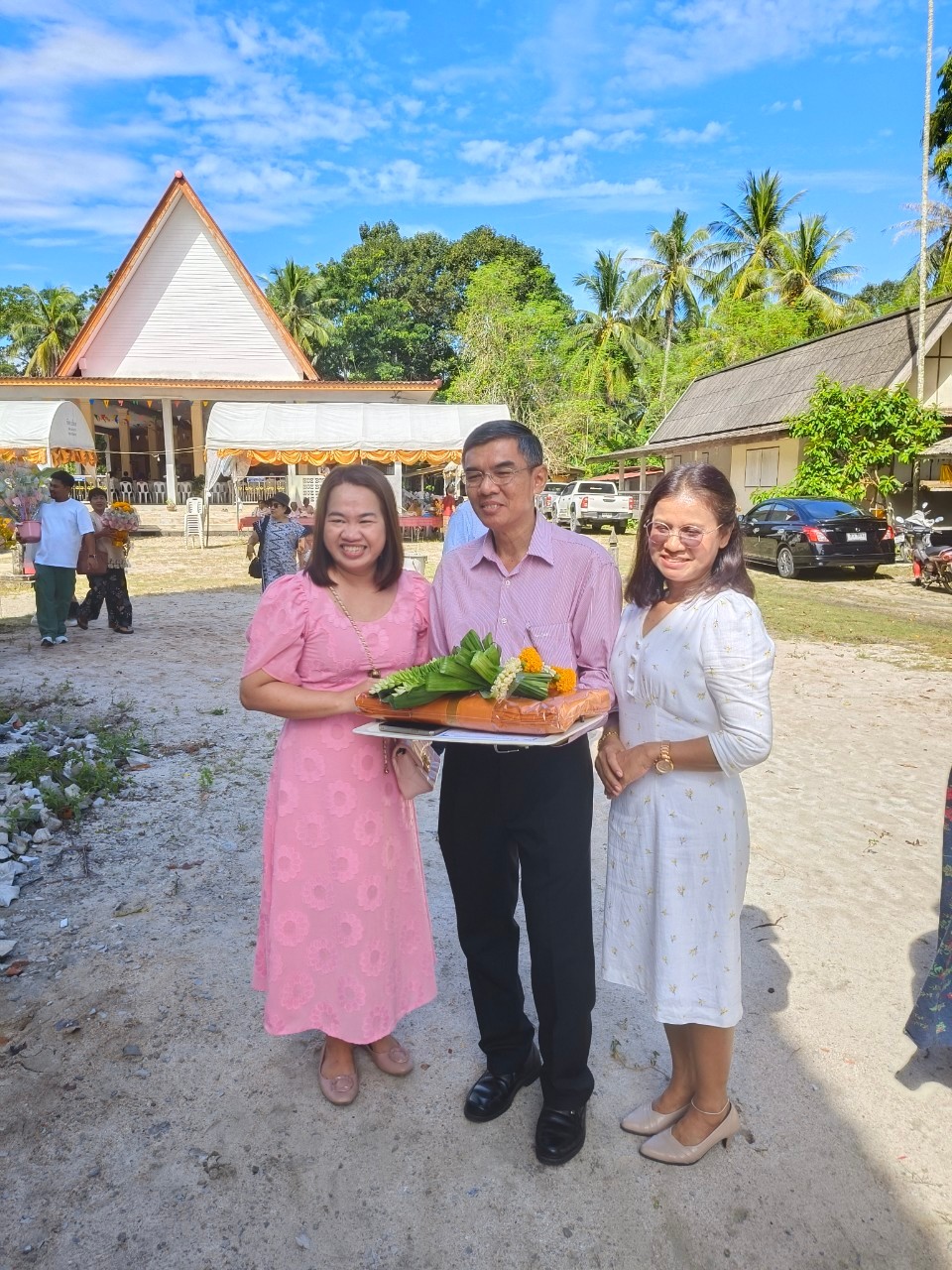 ทอดกฐิน