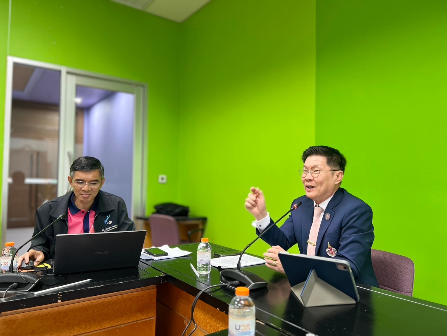 ประชุมส่วนพัสดุ