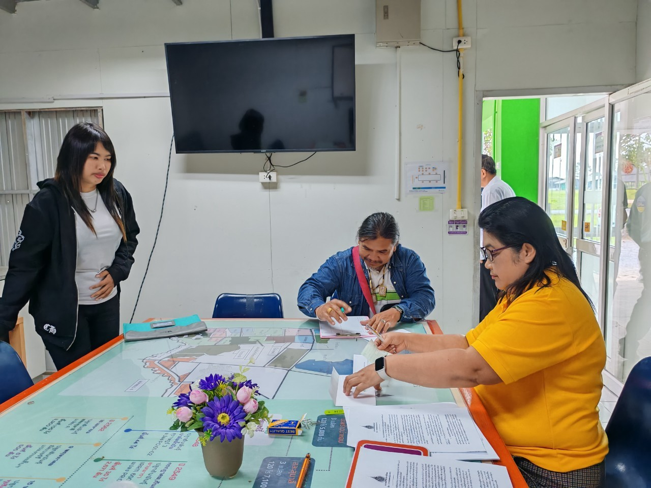 ขายทอดตลาด