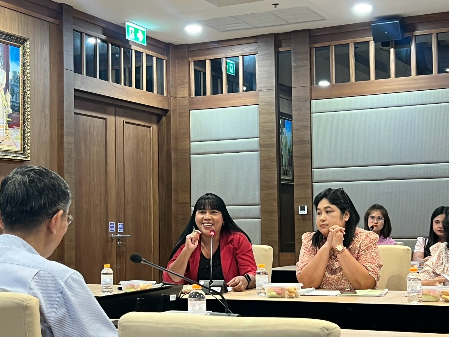 ประชุม ส่วนพัสดุร่วมกับศกพ.