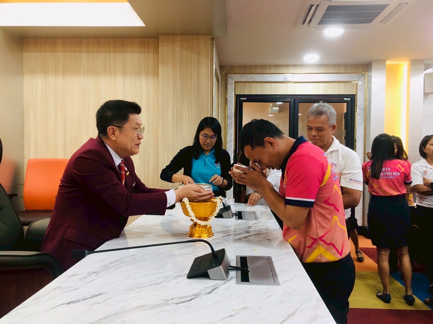 ประชุมส่วนพัสดุ