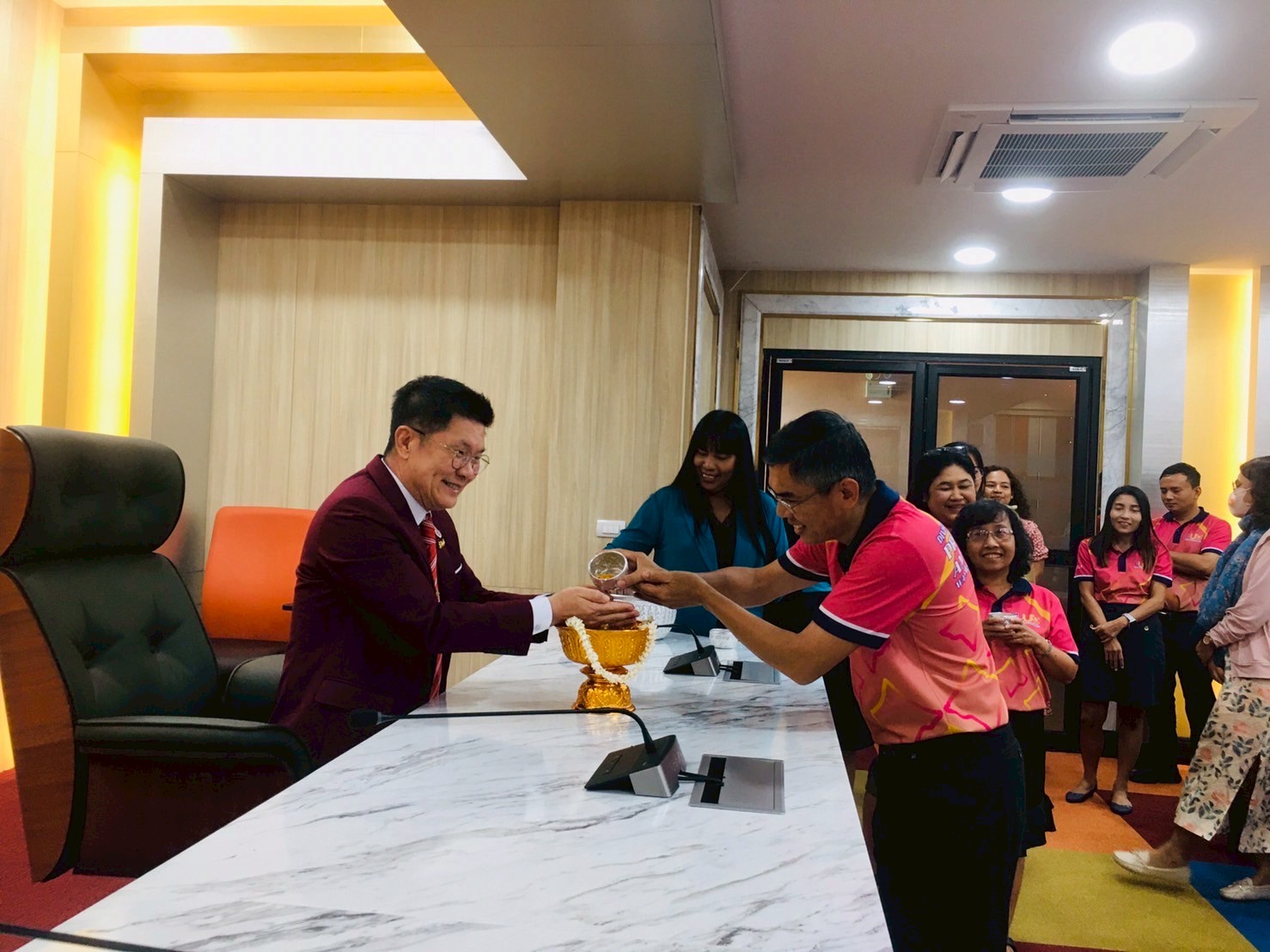 ประชุมส่วนพัสดุ