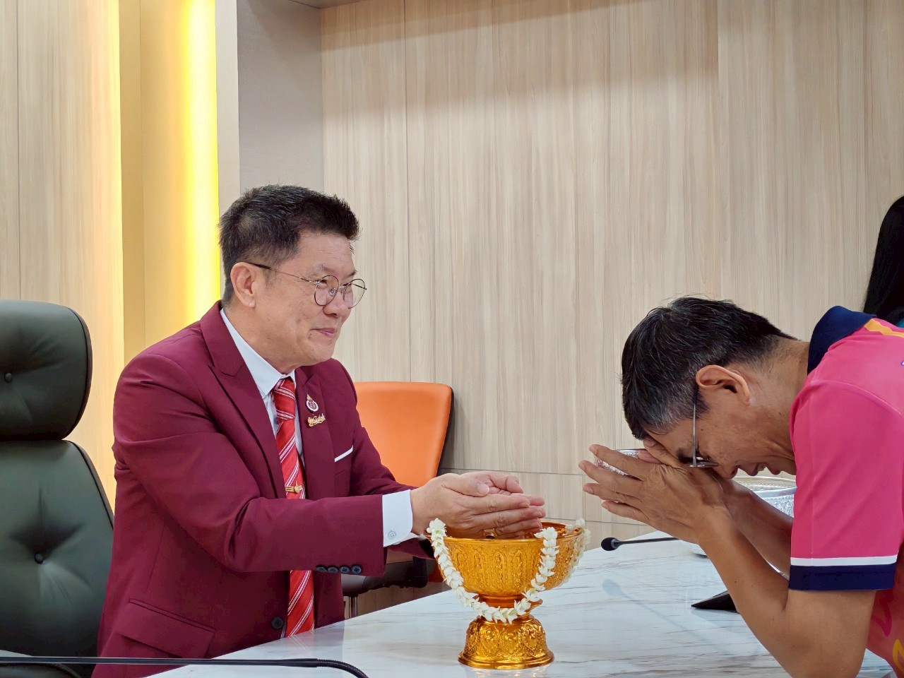 ประชุมส่วนพัสดุ