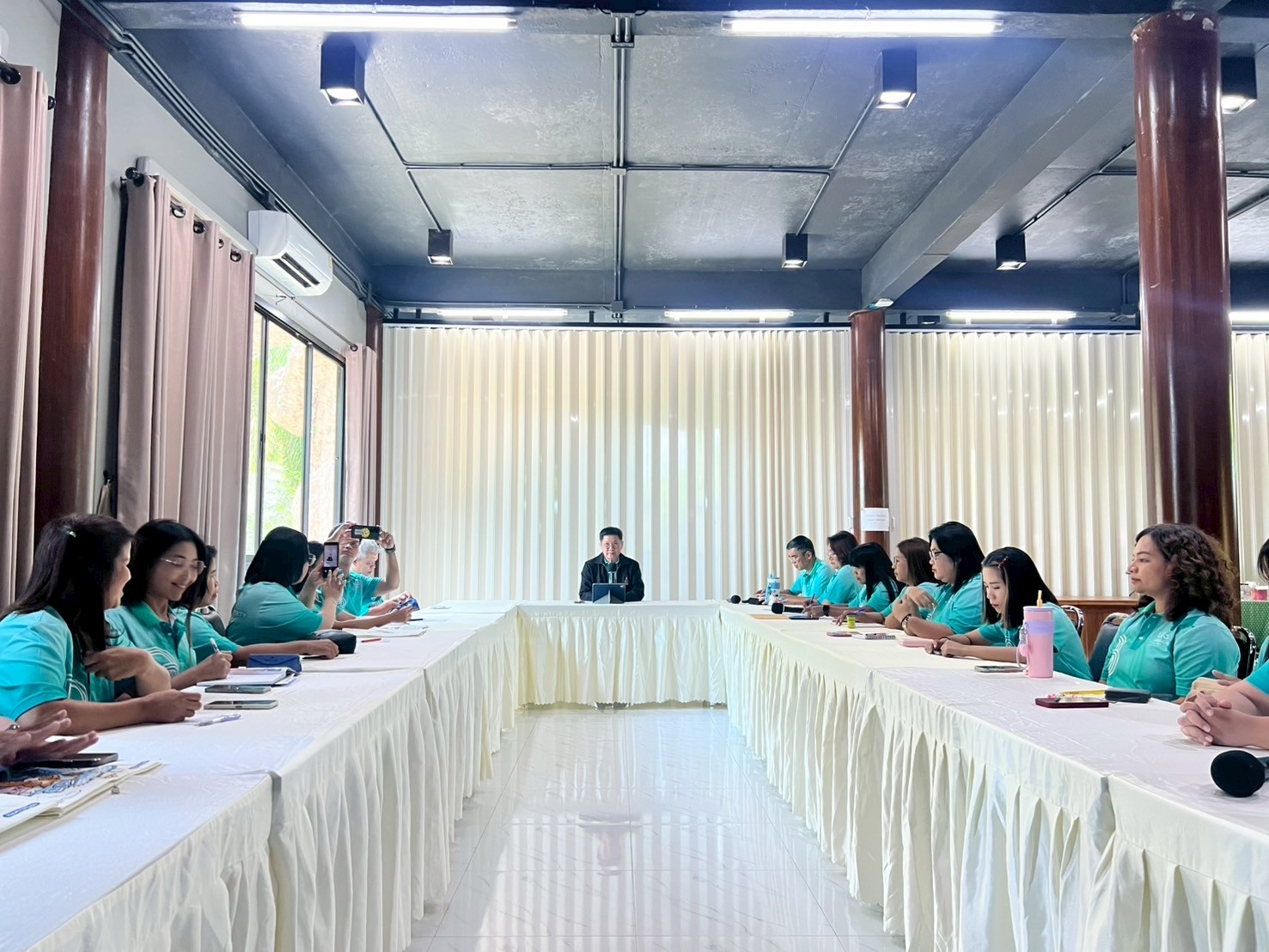 สัมมนาส่วนพัสดุ