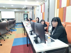 ประชุมนำเสนอขั้นตอนพัสดุ ศกพ.