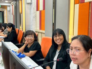 ประชุมนำเสนอขั้นตอนพัสดุ ศกพ.