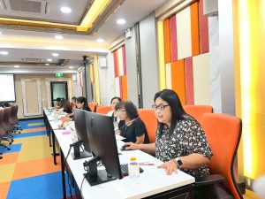 ประชุมนำเสนอขั้นตอนพัสดุ ศกพ.