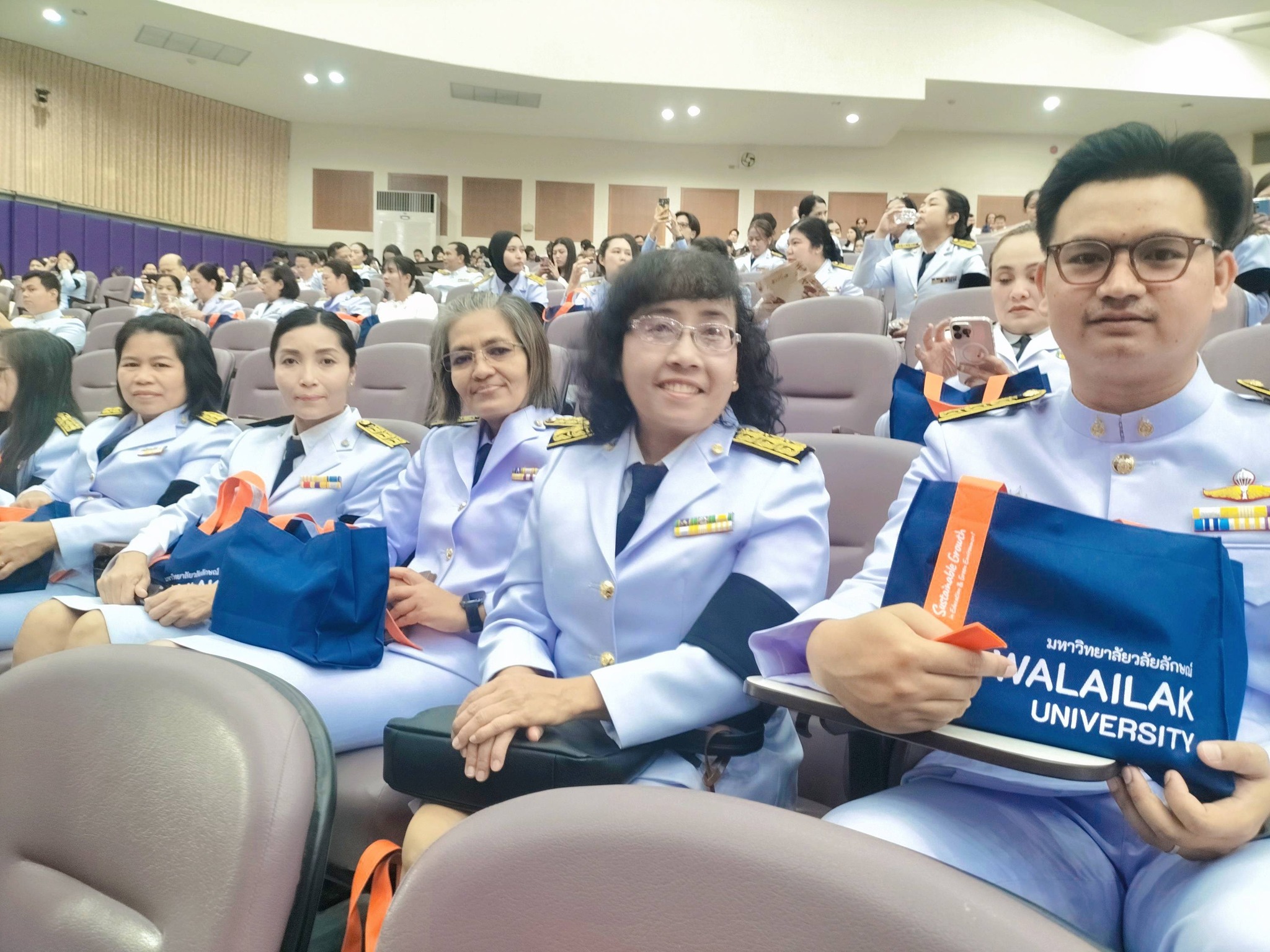 สถาปนา มวล.