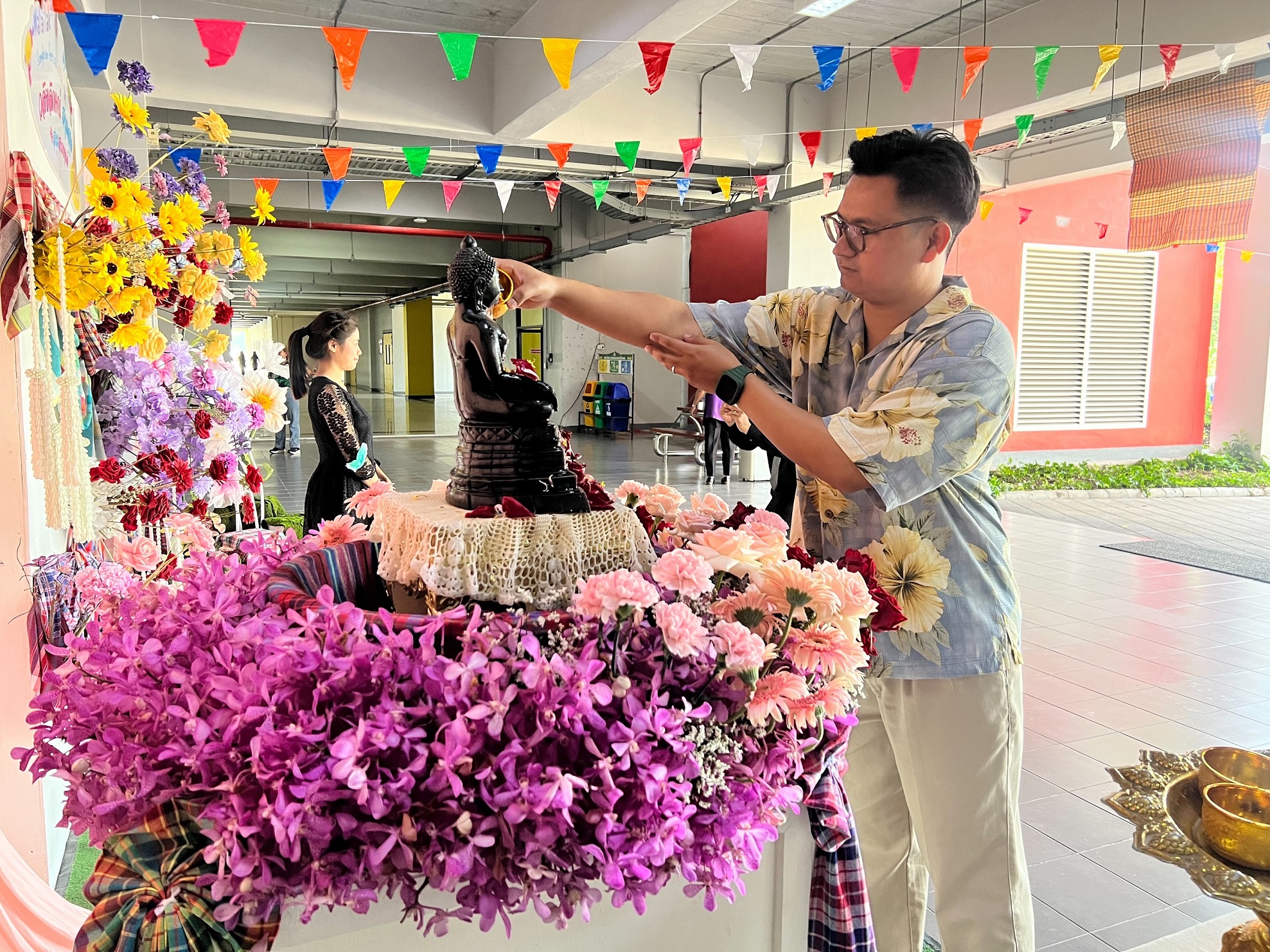 สงกรานต์ มวล. 69