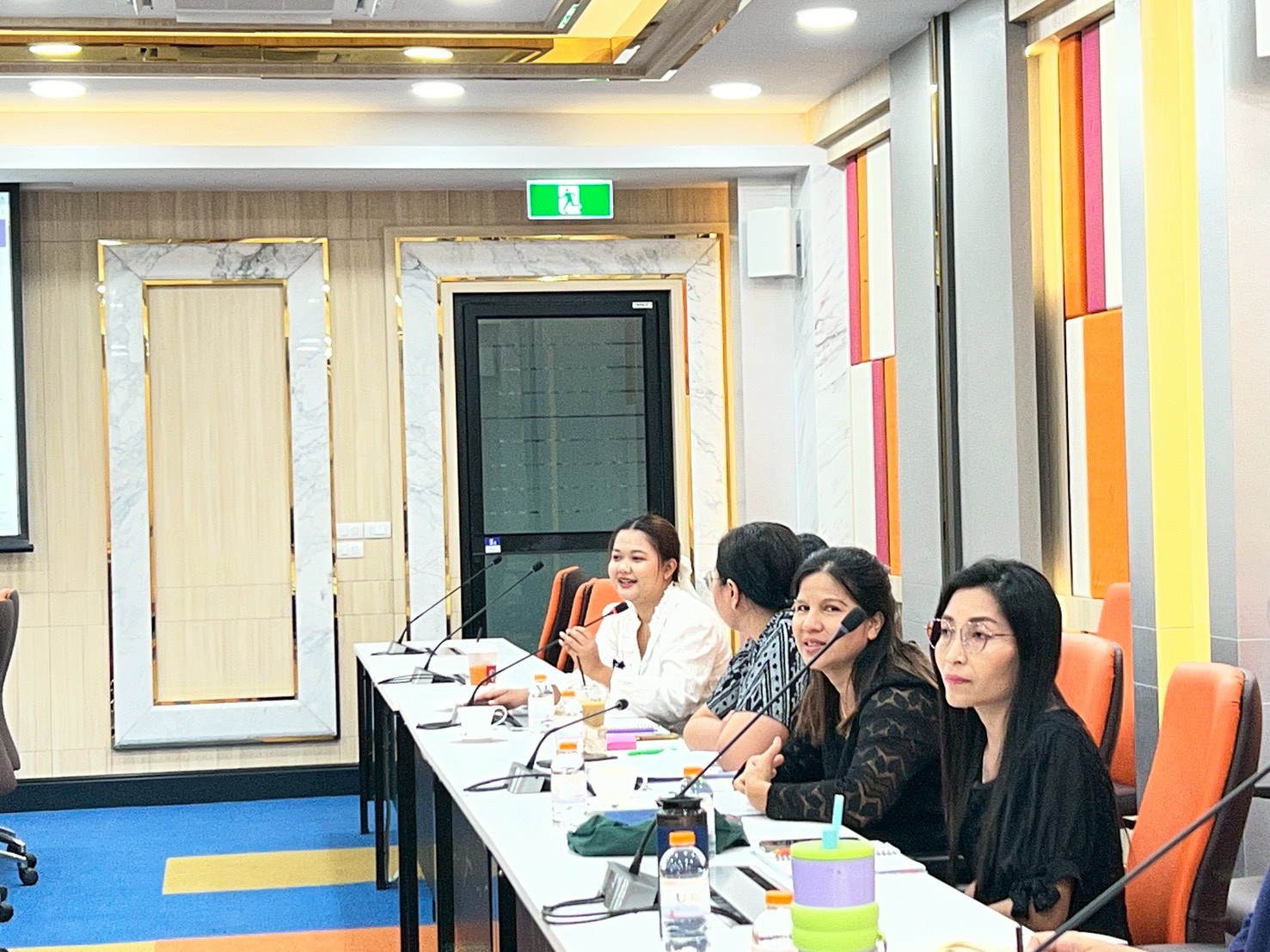 ประชุมส่วนพัสดุ